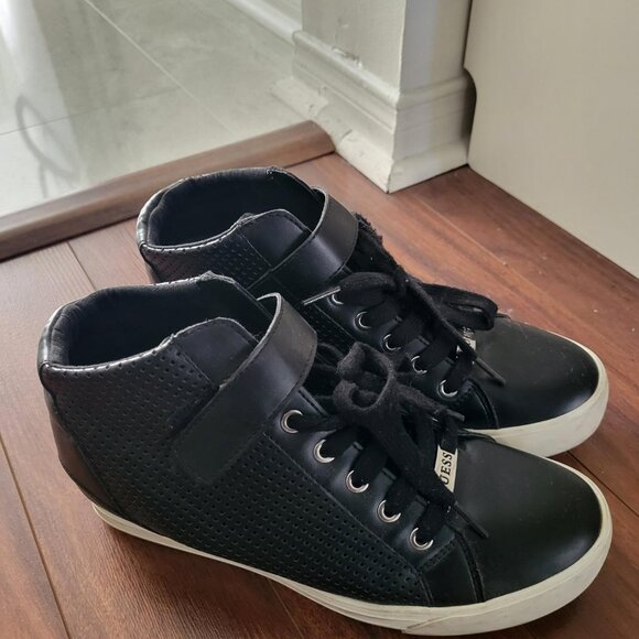 Womens Guess Decia2 Lace Up Wedge Sneakers in Black - Picture 4 of 6